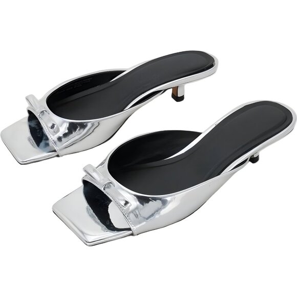 Steve Madden Silver Mirror Patent Leather Kitten Heel Slides Size 7 M - Picture 2 of 6